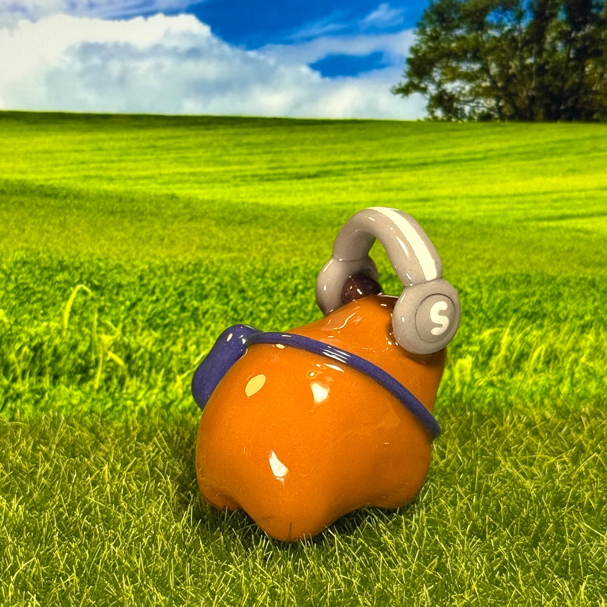 🕶️Cool Capybara With Headphone Figure🎧