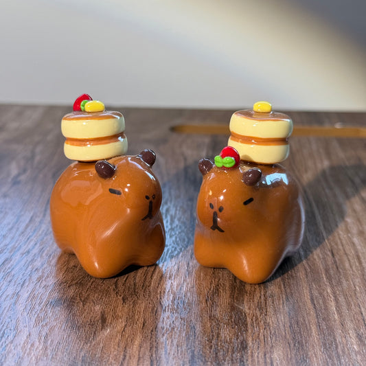 Capy and Pancakes 🥞 & Strawberry 🍓
