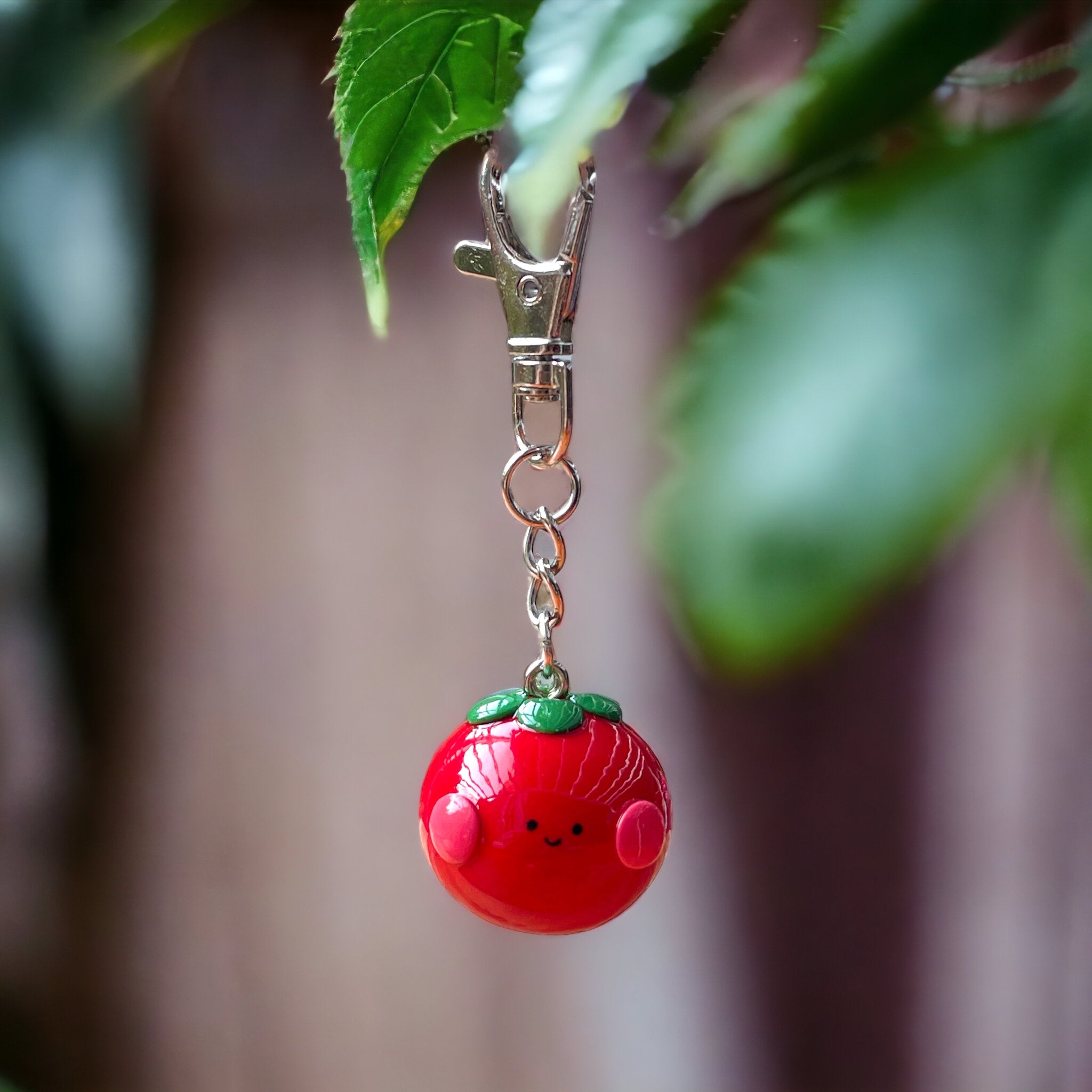 Tom the Tomato Keychain 🍅 – Suspicious Farm